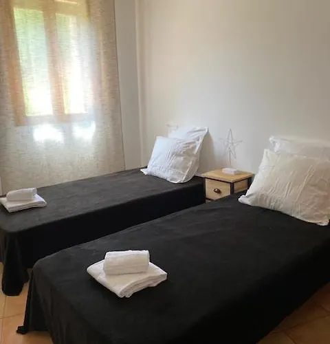 Semesterbostad Torriciola Location Laurier